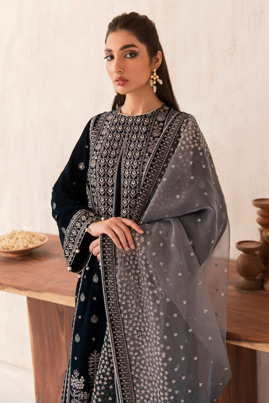 3PC VELVET EMBORIDED SHIRT AND TROUSER EMBORIDED ORGANZA DUPATA 1211-AL