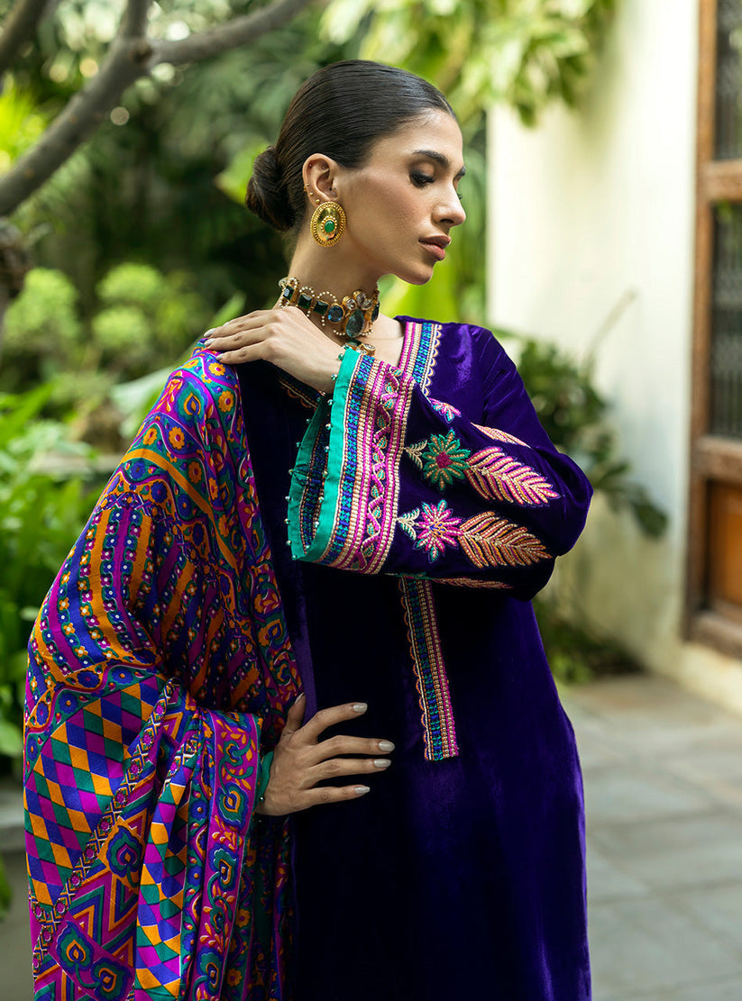 3PC VELVET EMBORIDED SHIRT AND TROUSER PRINTED EMBORIDED DUPATA 12000-AL