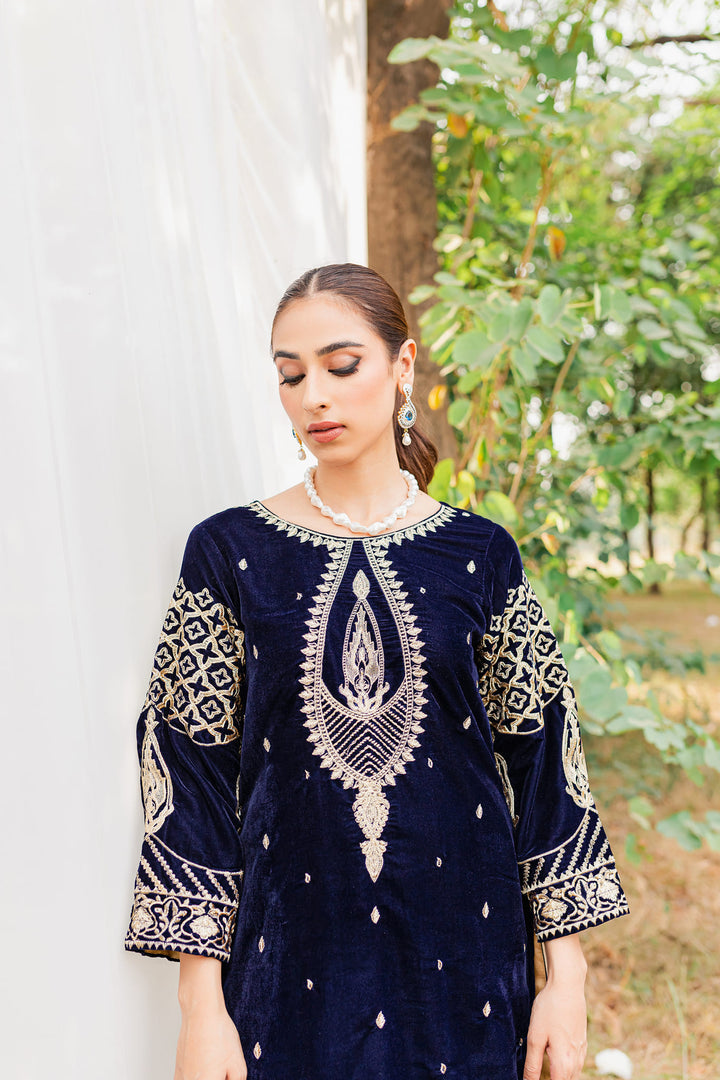 3PC VELVET EMBORIDED SHIRT AND TROUSER EMBORIDED DUPATA ORGANZA 870-Al