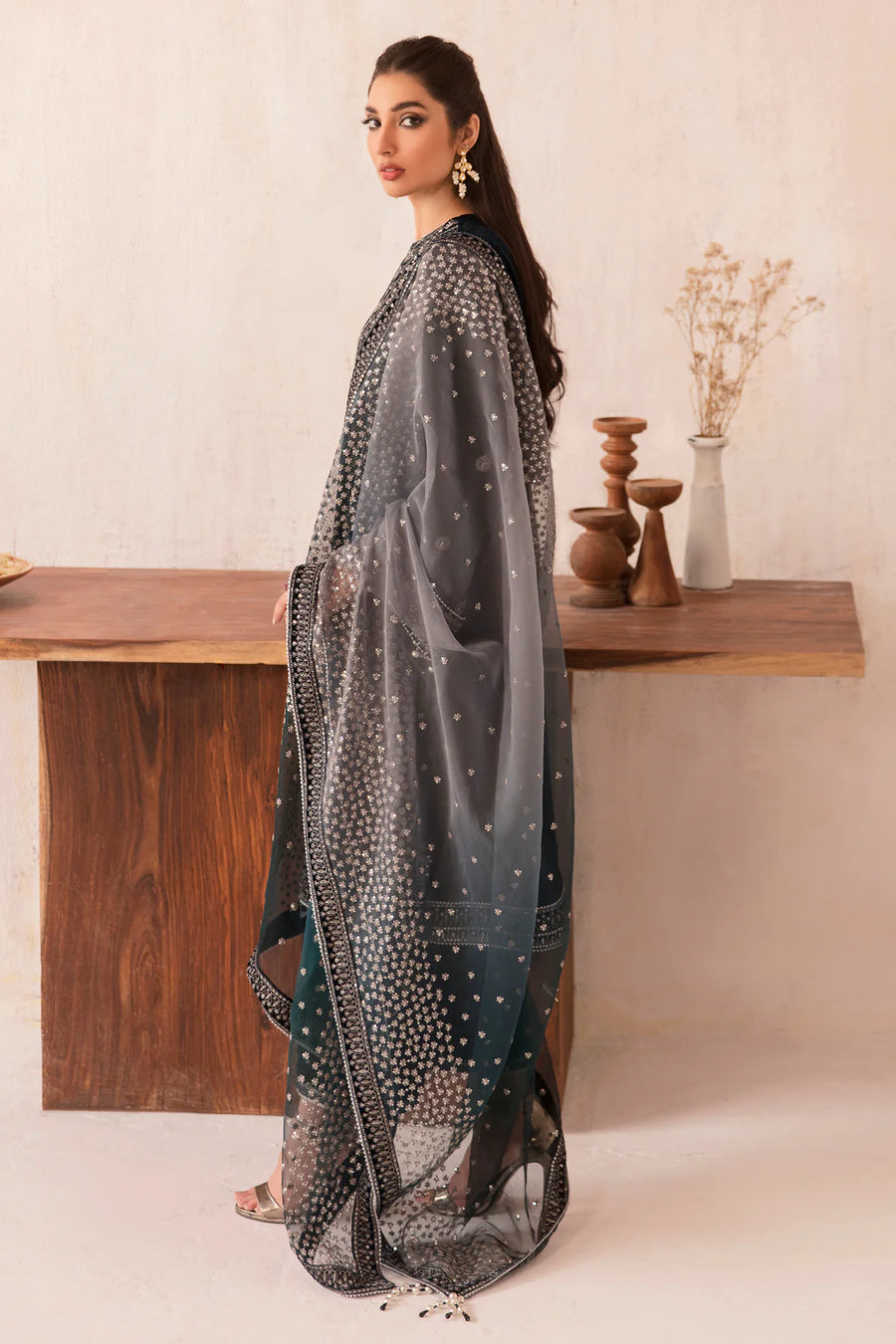 3PC VELVET EMBORIDED SHIRT AND TROUSER EMBORIDED ORGANZA DUPATA 1211-AL
