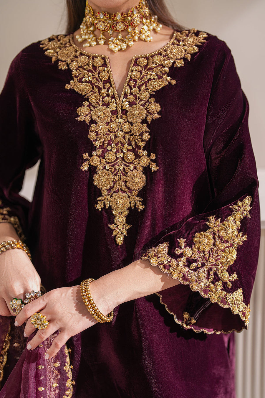 3PC VELVET EMBORIDED SHIRT AND TROUSER EMBORIDED ORGANZA DUPATA 1010-AL